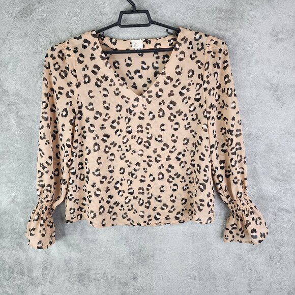 Women's Beige Leopard Print Blouse Top V-Neck Long Sleeve A New Day Size M - Picture 2 of 10